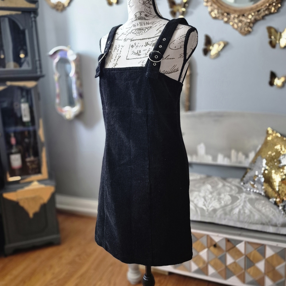 NWT Forever 21 Coastal Cowgirl Black Corduroy Pinafore Dress with Buckle Straps - Picture 3 of 8